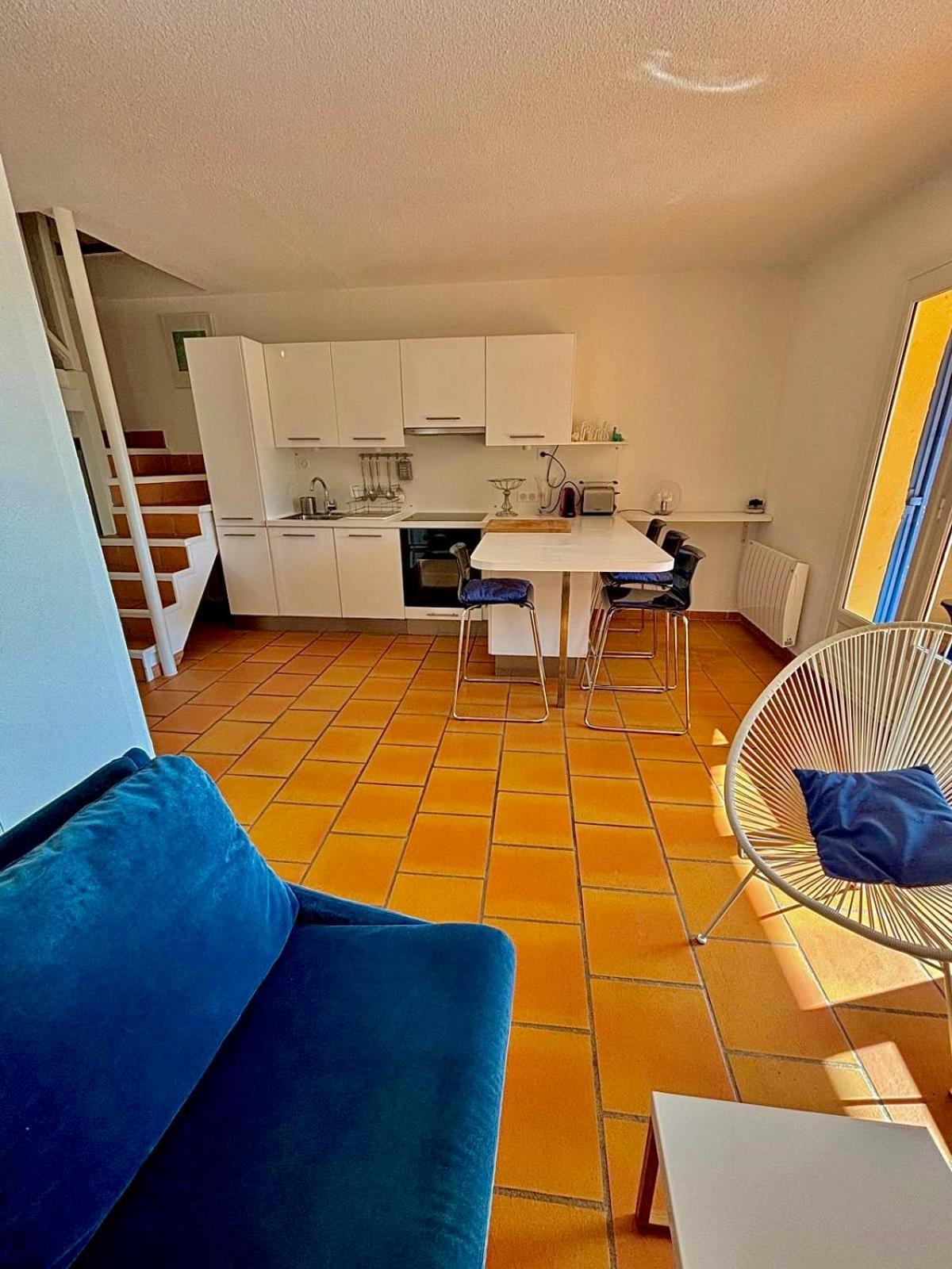 Appartement Duplex Vue Dans Avec Piscine Et Parking