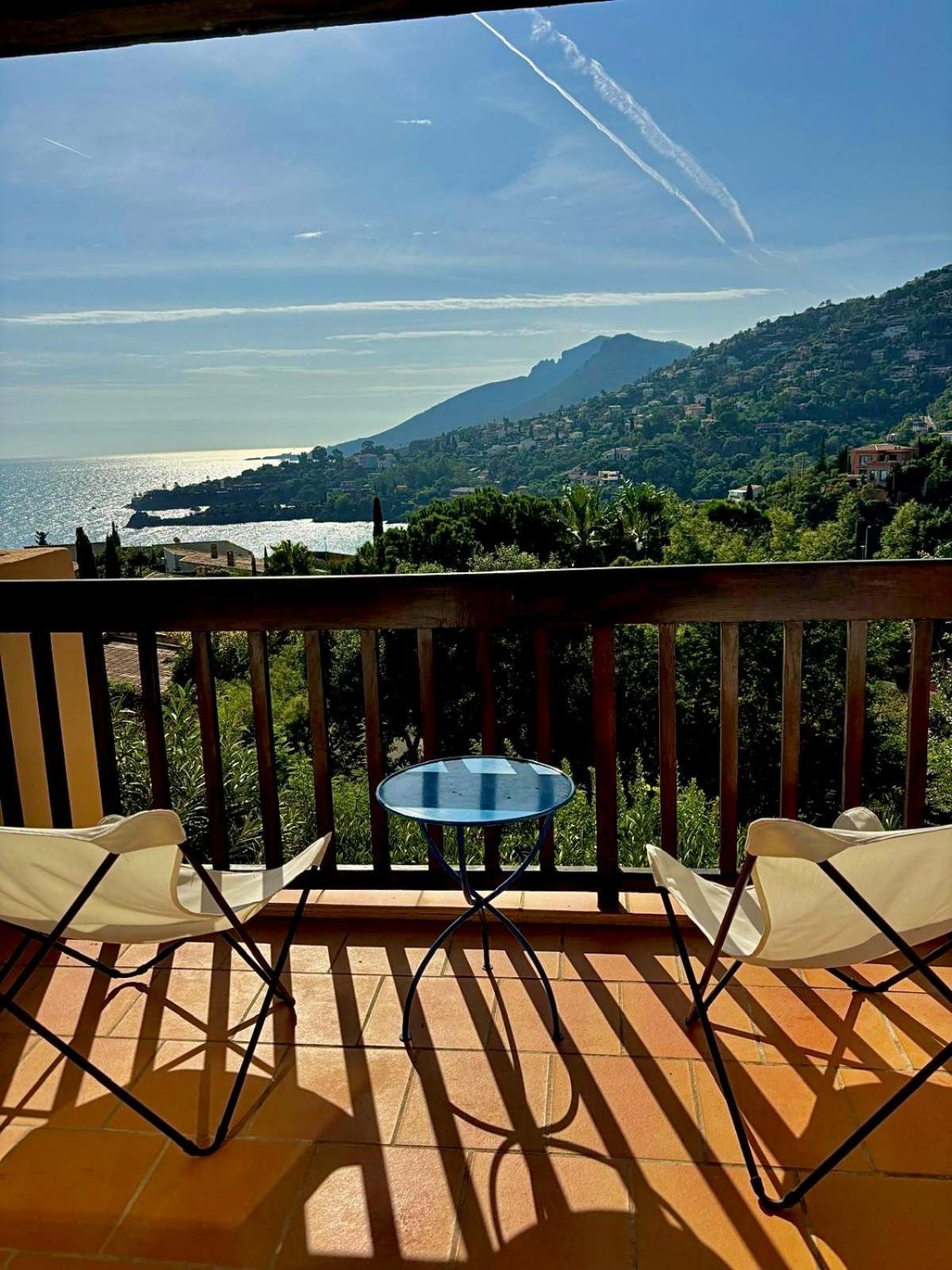 Appartement Duplex Vue Dans Avec Piscine Et Parking Théoule-sur-Mer