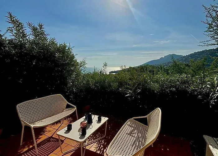 Duplex Vue Mer Dans Residence Avec Piscine Et Parking